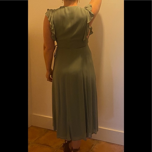 Reformation Women’s Light Green Wrap Midi length gorgeous dress! Small Petite - Picture 2 of 5